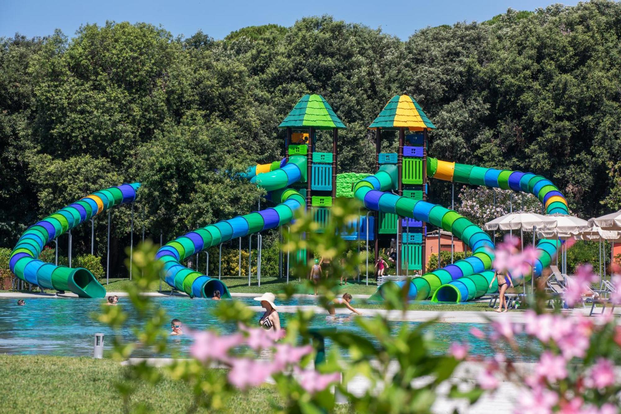 Parco Della Gallinara リド・デイ・ピニ エクステリア 写真